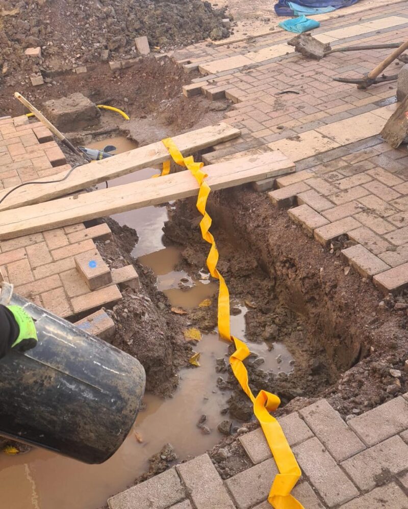 Team in action — coordinating seamlessly to keep the project moving 9 service image